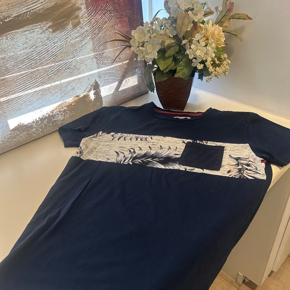 Cash &Flow Voyage Men’s Shirt—Large